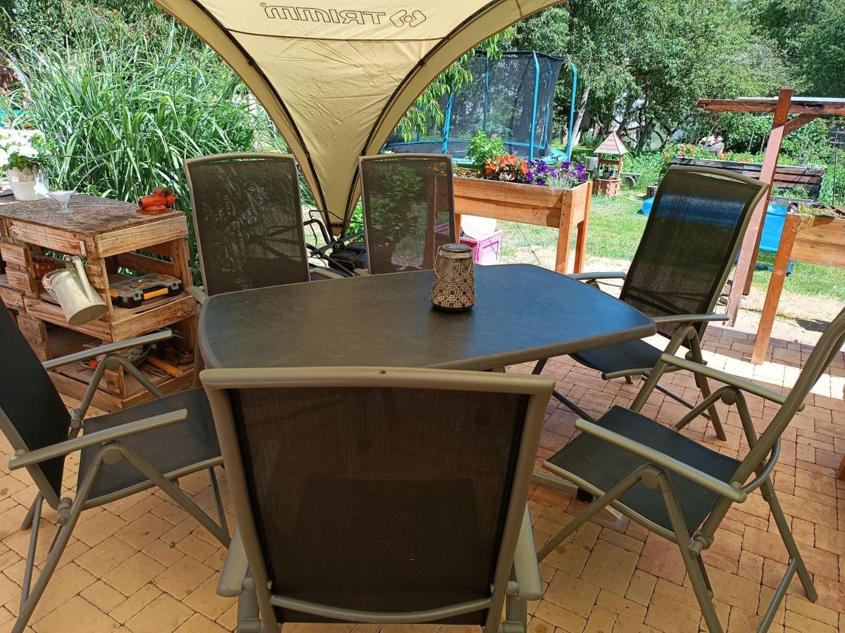 Privat Alma Nova Lesna Exterior foto