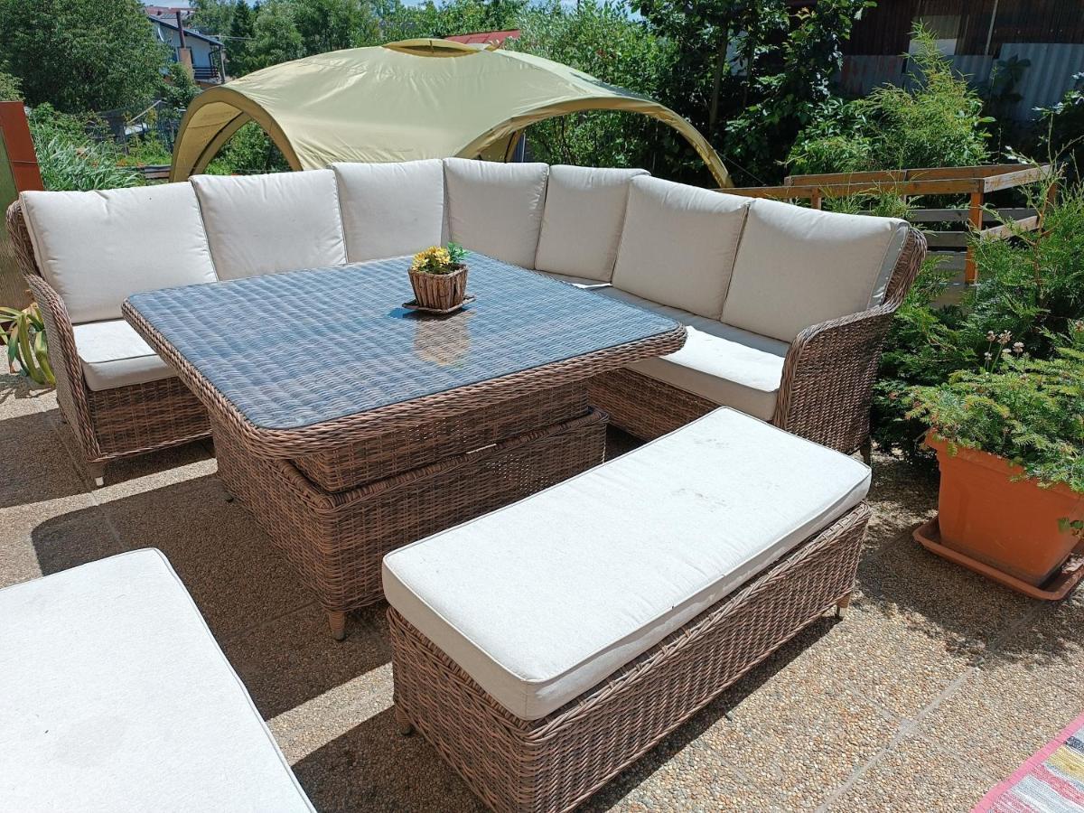 Privat Alma Nova Lesna Exterior foto